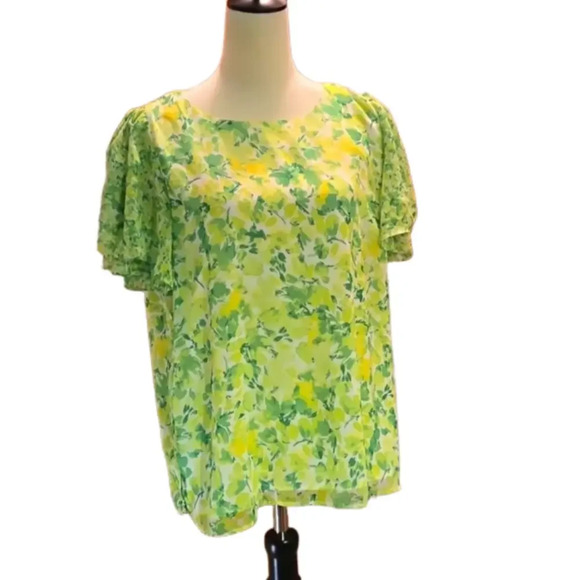 Vince Camuto Printed Short Tiered Flutter Sleeves Women size L - Picture 1 of 10
